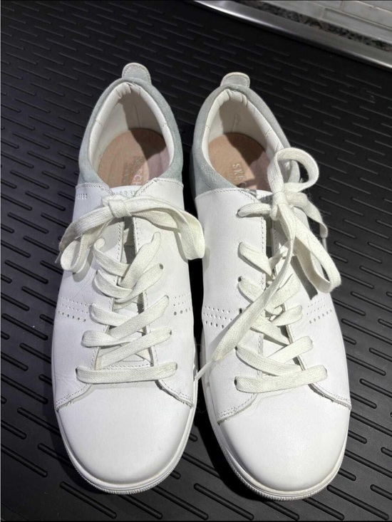 Skechers Shoes - Skechers Women's White Lace-Up Perforated Casual Sneakers